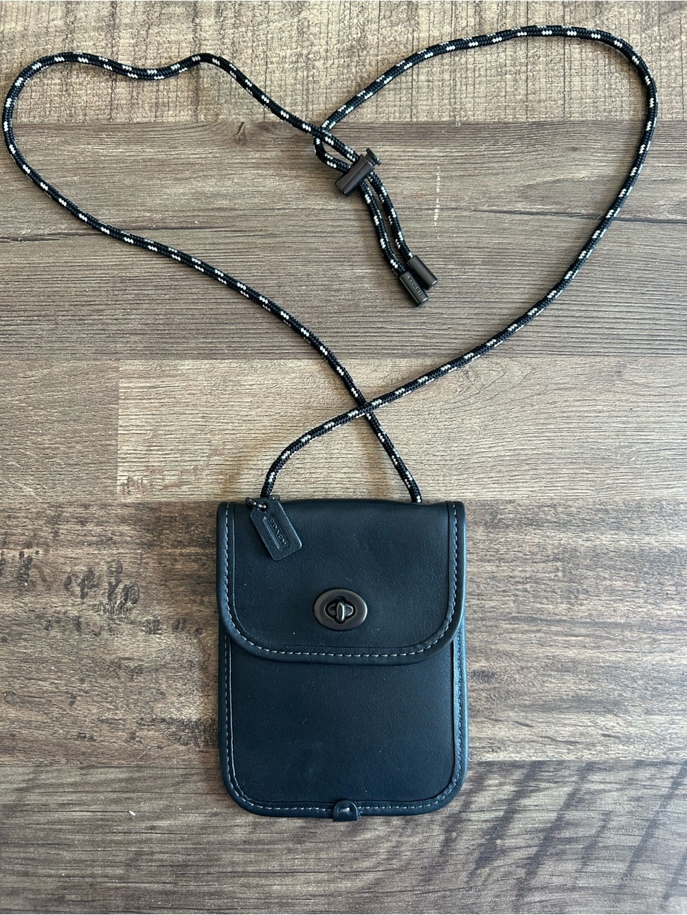 Coach The Originals TurnLock Pouch 10 Crossbody Bag Black Leather 97783